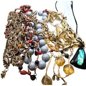 Jewelry Lot Junk Craft Necklaces Approx 1 Lb Vintage Modern SKU 3087 READ
